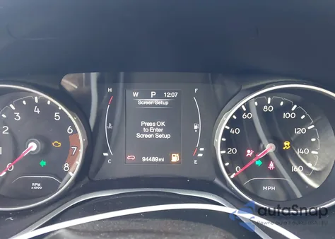 2019 Jeep Compass Altitude 4X4 from USA, damaged, VIN 3C4NJDBB2KT713724